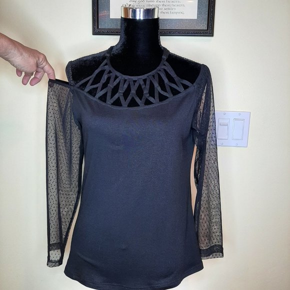 Brand New Sexy  Black Criss-Cross Cold Shoulder Sheer Lace Sleeve - Picture 3 of 11